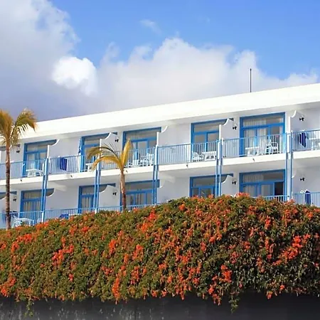 Costa Volcan-3