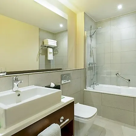 Hyatt Place West London Hayes-3