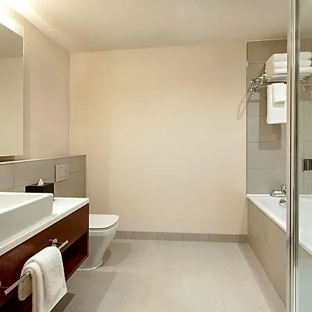 Hyatt Place West London Hayes-2