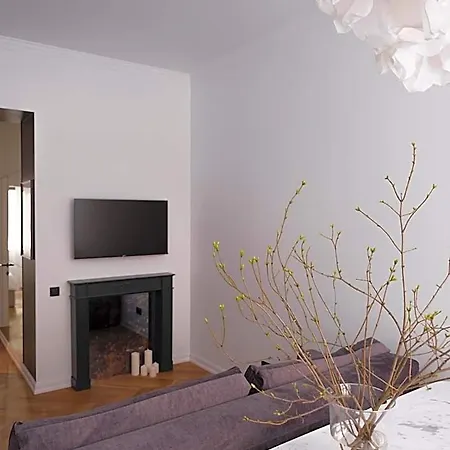 Miro Rooms Skolas - Quiet Chic, Free Parking, Self Check-In-3
