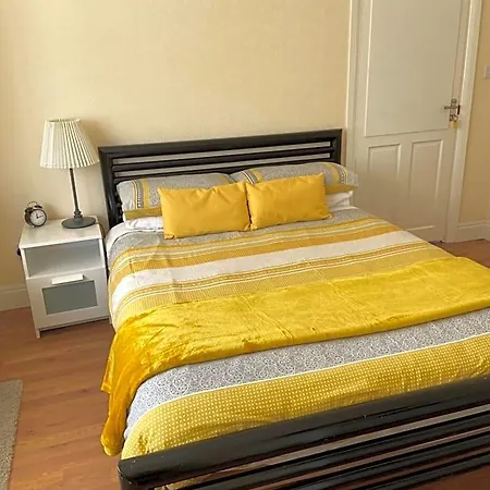 Streatham Common Bed & Breakfast-3