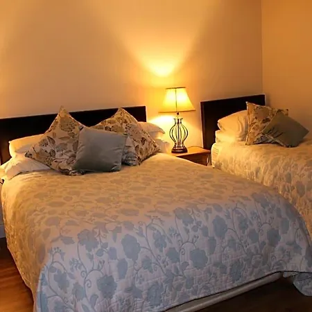 The Twelve Oaks-3