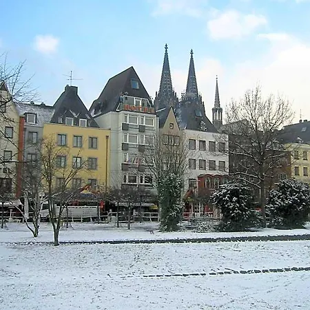 Hotel Roemerhafen-3