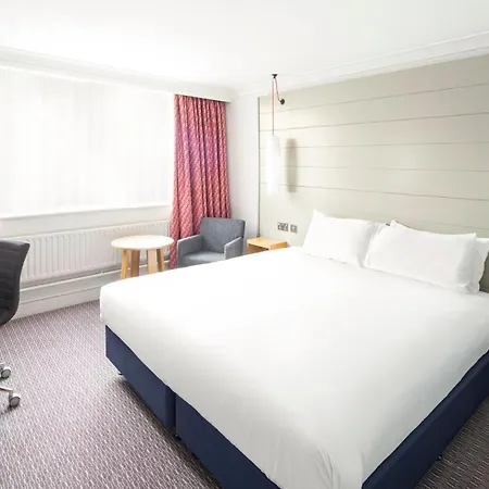 Holiday Inn Peterborough West By Ihg-3