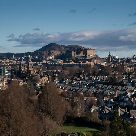 Holiday Inn Express Edinburgh City West By Ihg-2