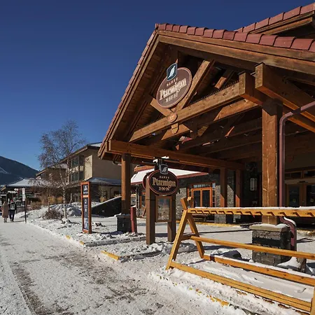 Banff Ptarmigan Inn-2