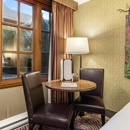 Banff Caribou Lodge And Spa-2