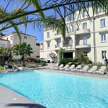 Hotel Benaco-2