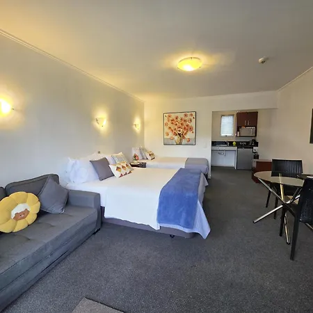 City Central Motel Apartments-2