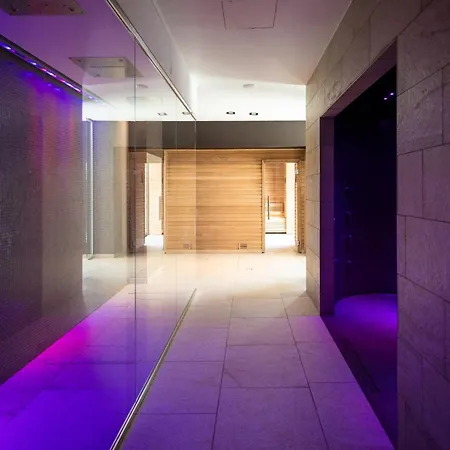 Grand Hotel Courmayeur Mont Blanc, By R Collection Hotels-3