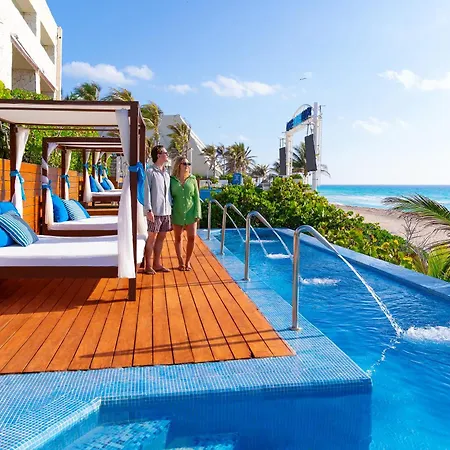The Pyramid Cancun By Oasis-2