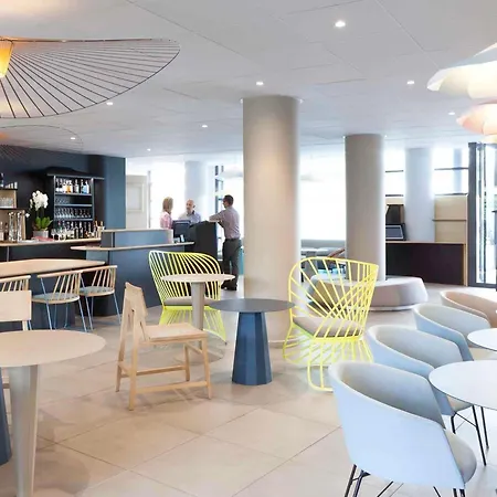 Novotel Suites Paris Montreuil Vincennes-3