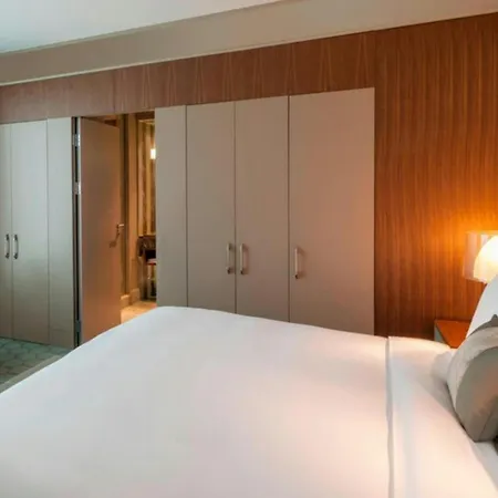 Renaissance Istanbul Polat Bosphorus Hotel-2