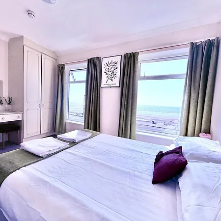 Hotel Athol Blackpool- Free Welcome Drink-3