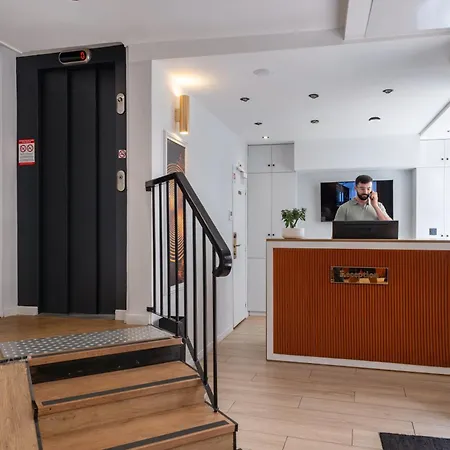 55 Hotel Montparnasse-2