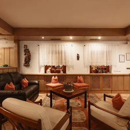 Hotel Fortuna-3
