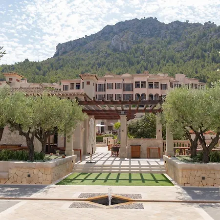 Cap Vermell Grand Hotel-3