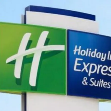 Holiday Inn Express & Suites Sarasota Bradenton By Ihg-2