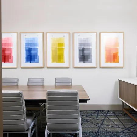 Holiday Inn Express & Suites Sarasota Bradenton By Ihg-3