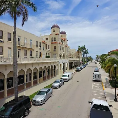 Hemingway Suites At Palm Beach Hotel Island-3