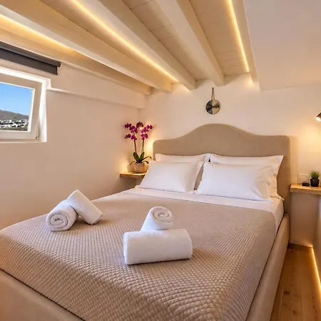 Crystal Suites-2