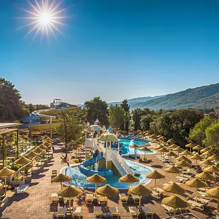Valamar Amicor Resort-2