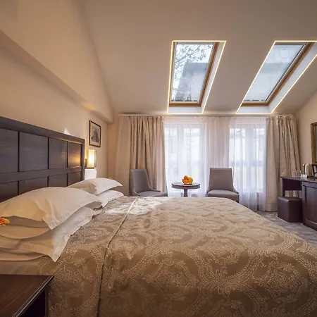 The Moon Boutique Hotel-3