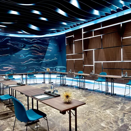 De Bonart Naples, Curio Collection By Hilton-3