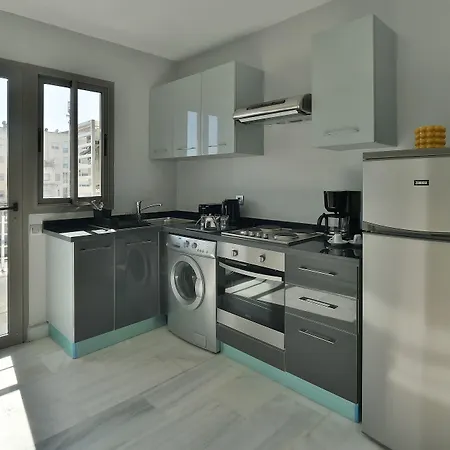 Le Yacht Suites Hotel-3