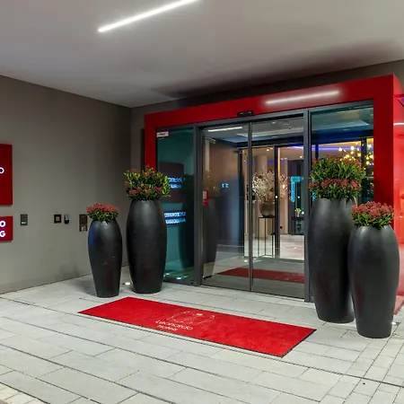 Leonardo Hotel Augsburg-2