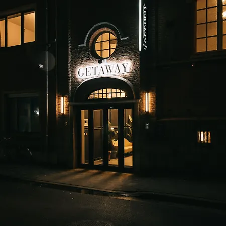 Getaway Gent-2