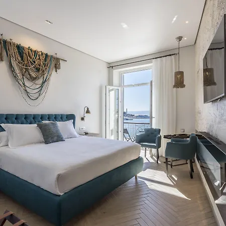 Seaview Luxury Retreat-3