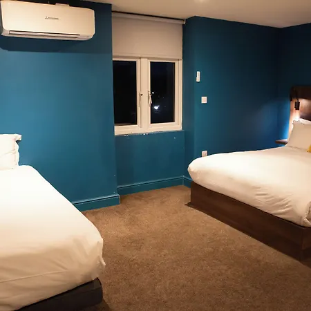 The Cherry Rooms-3
