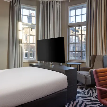 Doubletree By Hilton Edinburgh City Centre-2