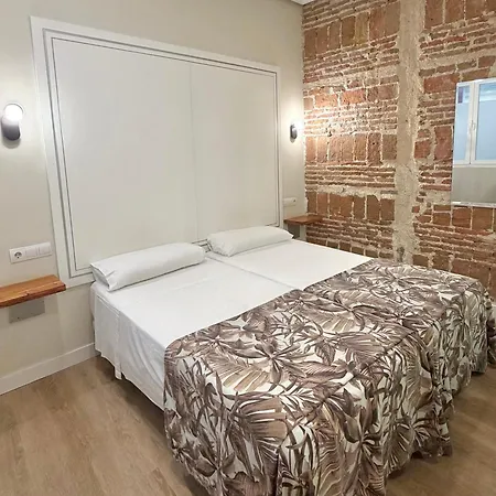 Hostal Madrid-3