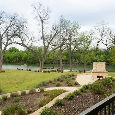 Courtyard By Marriott New Braunfels River Village-3