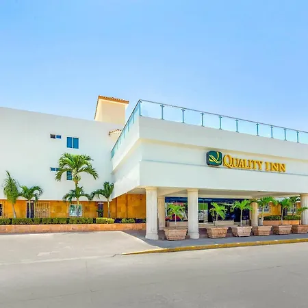 Quality Inn Mazatlan-3