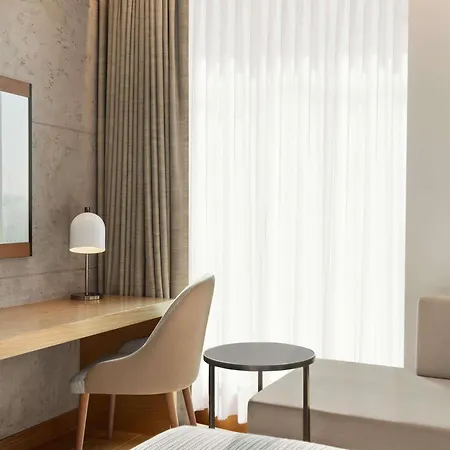 Mercure Dubai Gold District-2