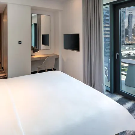 Vida Dubai Marina & Yacht Club-3
