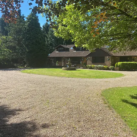 Barncroft Luxury Bed & Breakfast - Top Rated Near Birmingham Nec & Airport-2