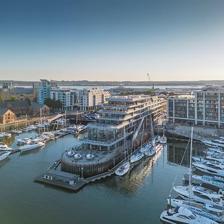 Harbour Hotel & Spa Southampton-2
