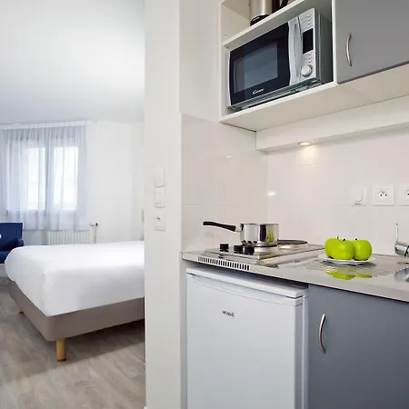 Sejours & Affaires Paris-Davout-3