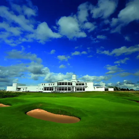The Warwick Southport-2