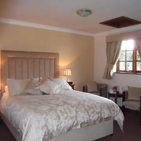 Brandon Lodge-2