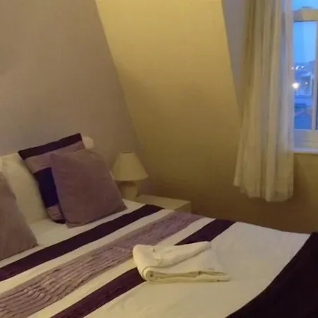 Citadel House Hotel-3