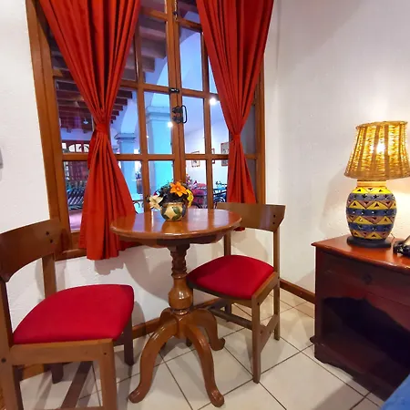 Hotel Casa De La Tia Tere-2