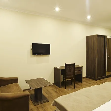 Mgk Hotel-2