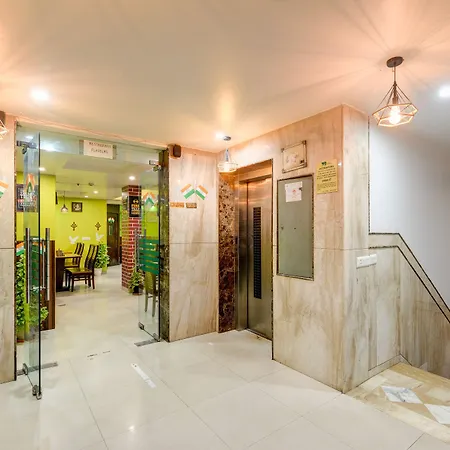 Airport Hotel Grand-3