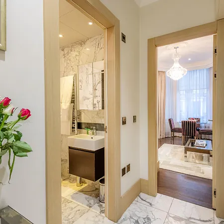 Claverley Court Apartments Knightsbridge-3