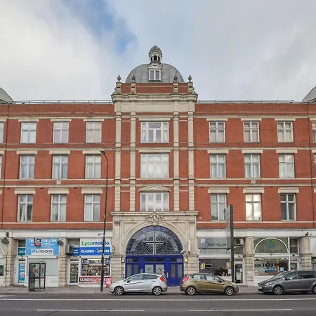 Marlin Apartments Commercial Road - Limehouse-3